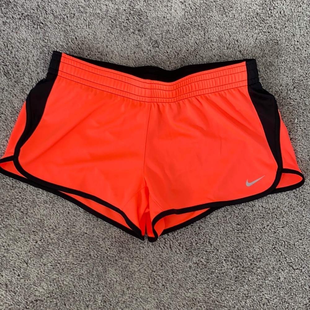 Nike running shorts NWOT orange/black size M